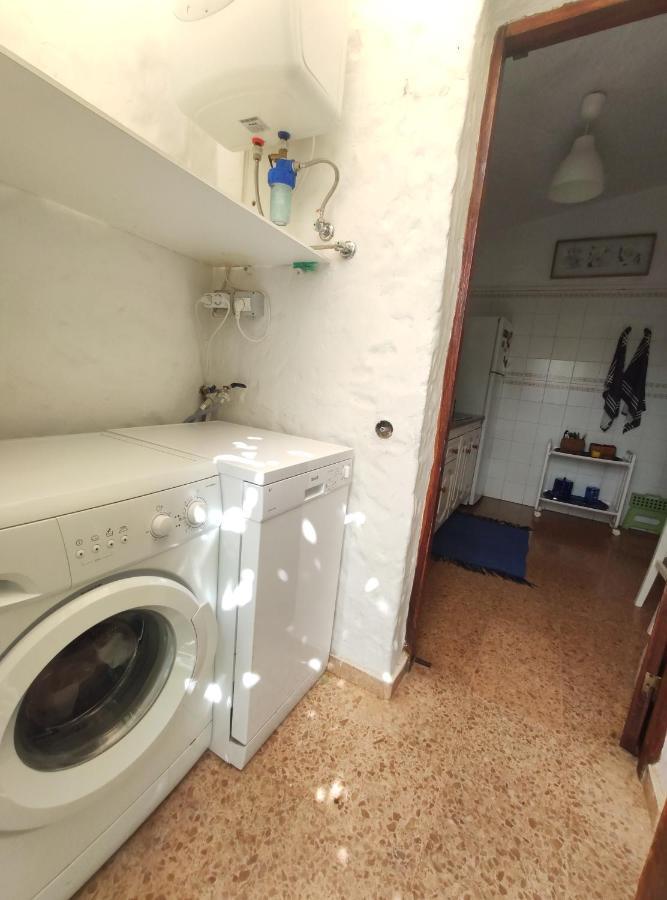 Lovely 2 Bedroom Bungalow With Parking マスパロマス エクステリア 写真