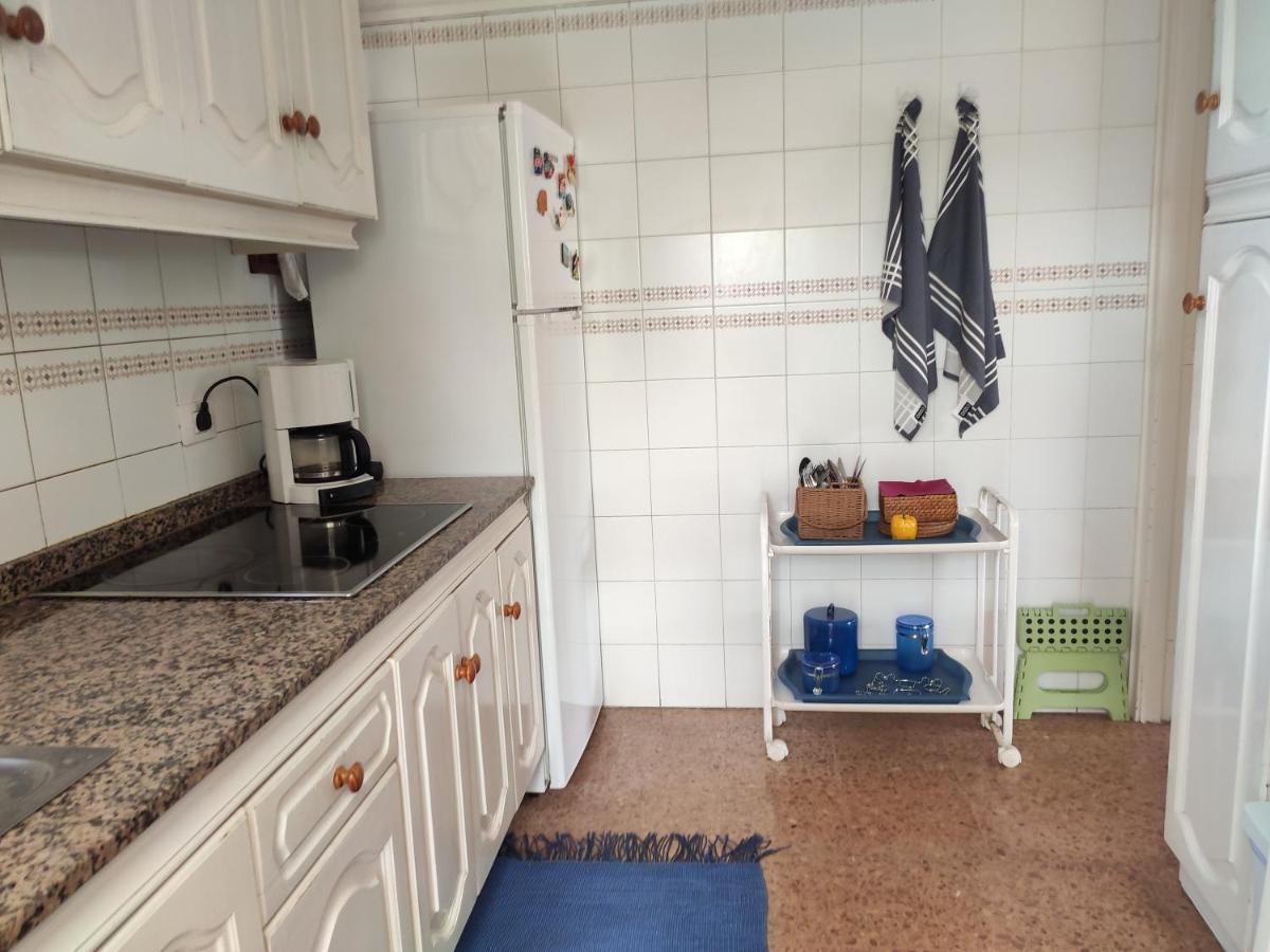 Lovely 2 Bedroom Bungalow With Parking マスパロマス エクステリア 写真
