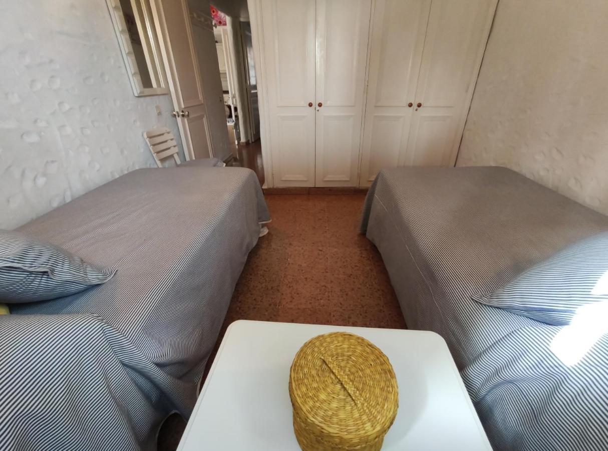 Lovely 2 Bedroom Bungalow With Parking マスパロマス エクステリア 写真